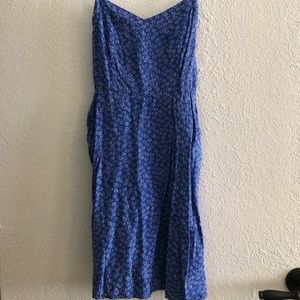 Blue and white floral dress with pockets size: xs